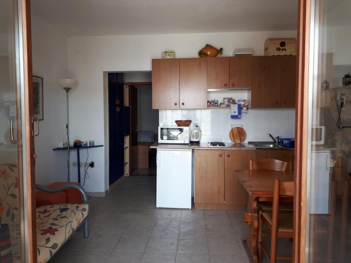 Apartmani Sikic Metajna Exterior photo