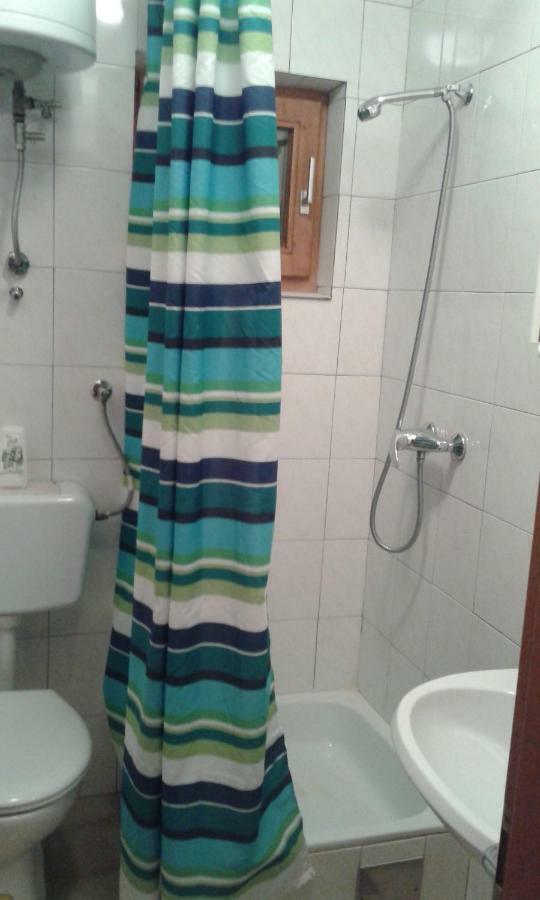 Apartmani Sikic Metajna Exterior photo